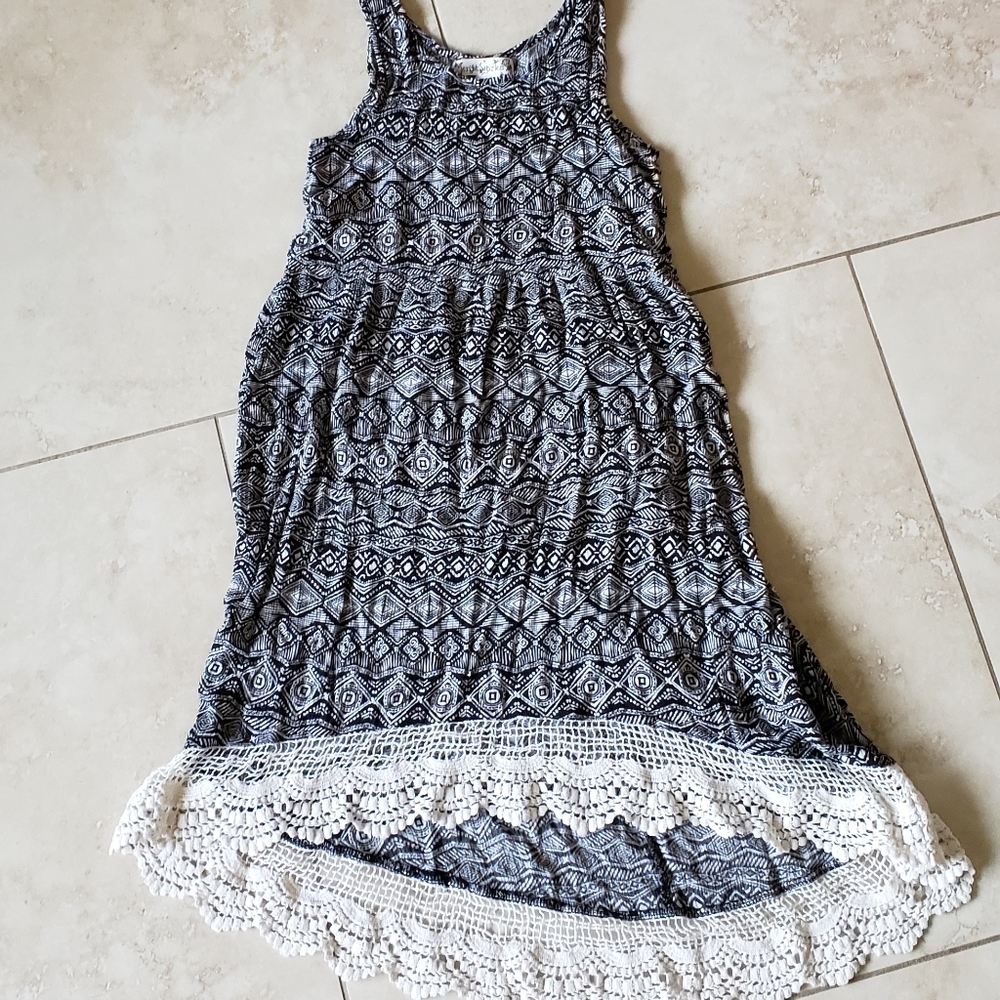 Knit Works High-Low Black and White Tan Top with Cream Colored Crocheted Bottom